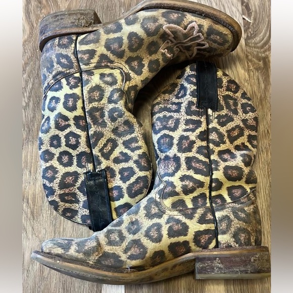 Tin Haul Shoes - Women’s cheetah tin hauls size 6.5